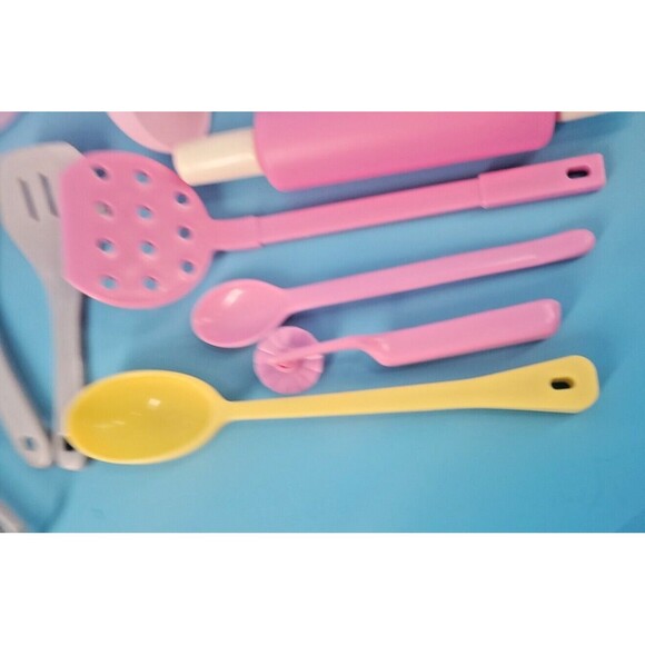Pretend Cooking Set Pot Pan Spoons Mixer Plastic Play Circle Battat 13 Pieces - Picture 6 of 12